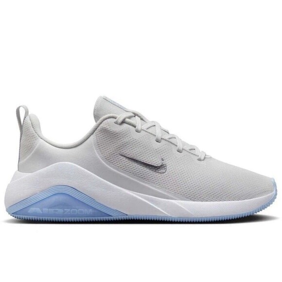 Nike Shoes - New Nike Zoom Bella Women 7.5